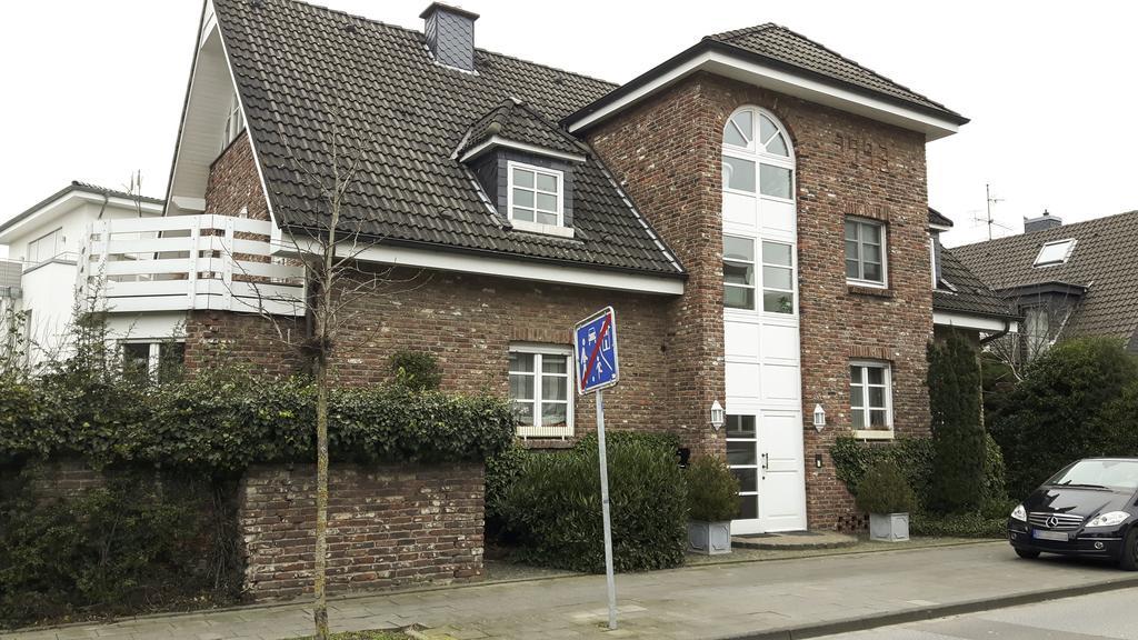 Meerbusch Apartments - 20 Min Messe Dus Bagian luar foto
